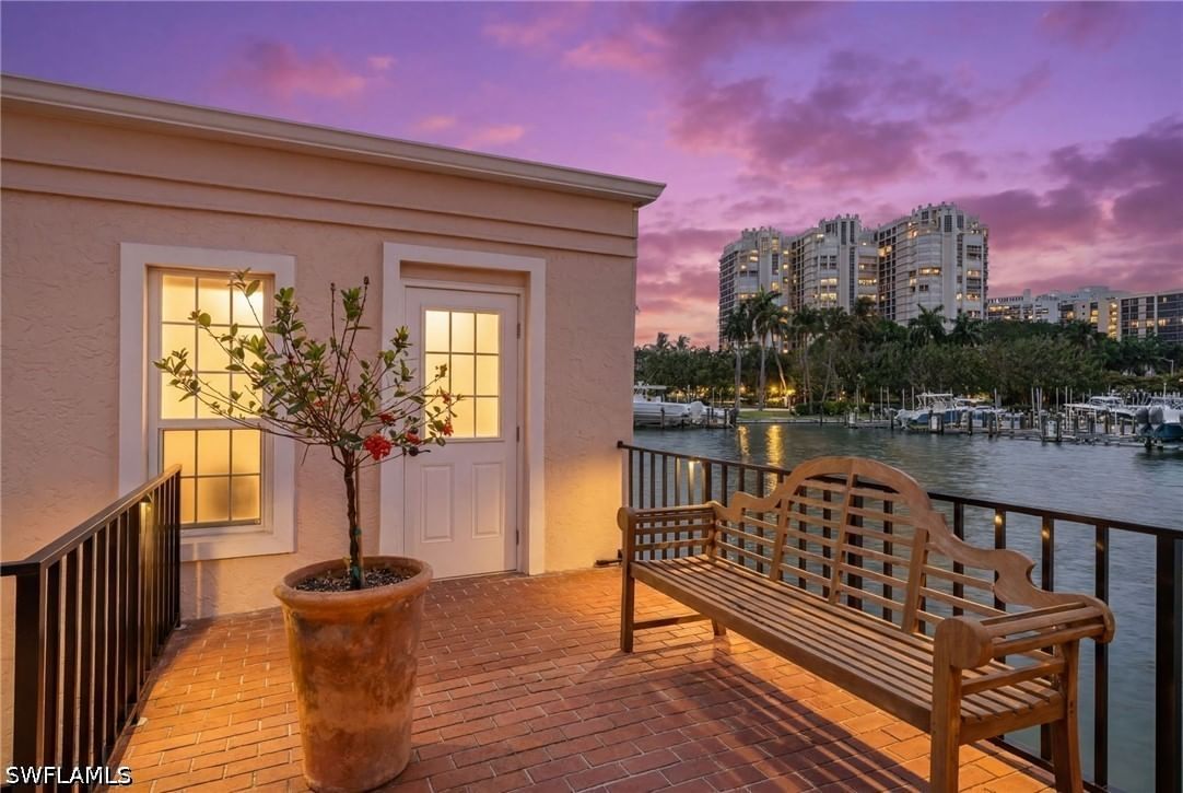 4000 Gulf Shore Boulevard N #3300, Naples, FL 34103 photo 3