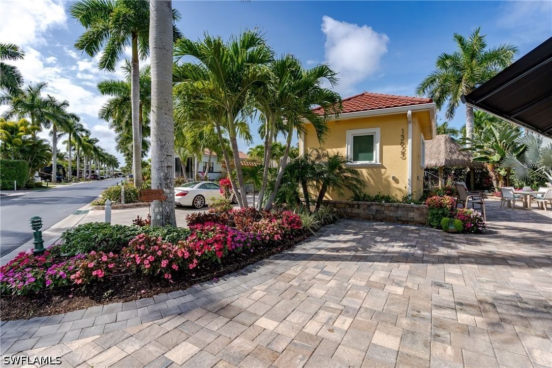 13625 Snapper Lane, Naples, FL 34114 photo 5