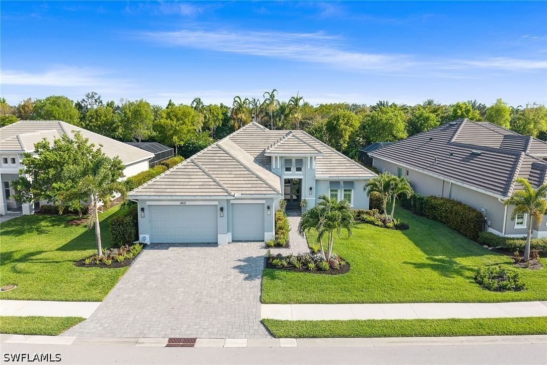14212 Laguna Springs Lane, Naples, FL 34114 photo 4