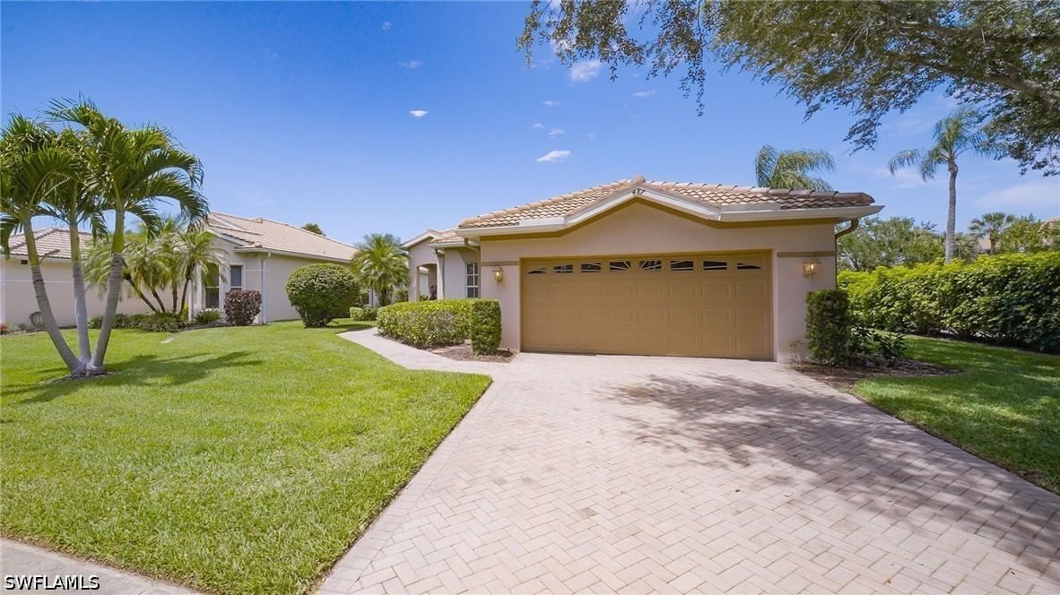 487 Preswick Lane, Naples, FL 34120 photo 3