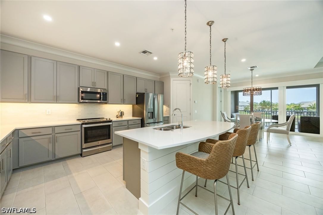 183 Indies Drive E #202, Naples, FL 34114 photo 4