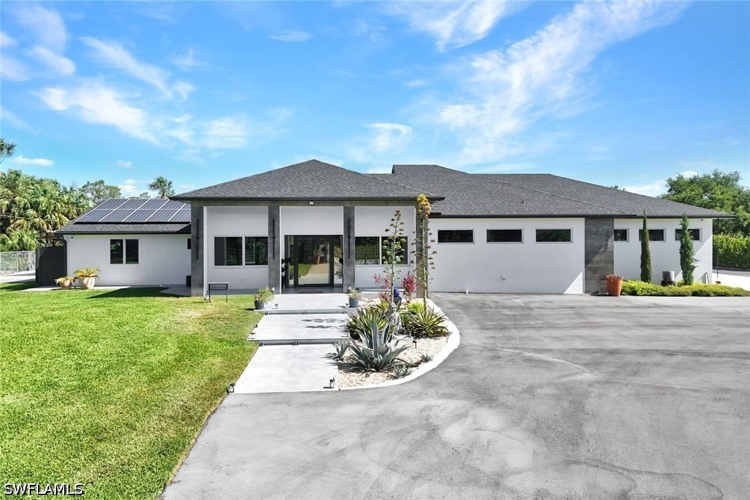 121 20th Avenue NE, Naples, FL 34120 photo 3