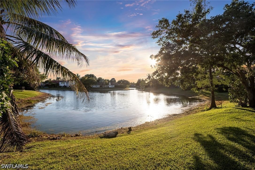 8037 Vera Cruz Way, Naples, FL 34109 photo 4