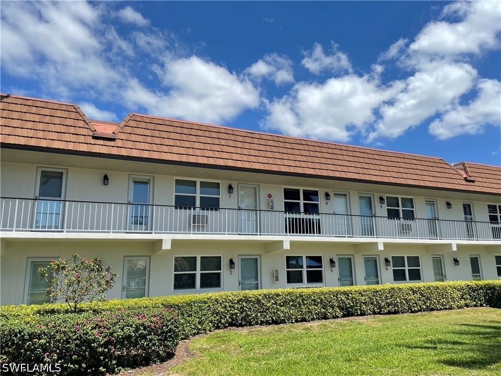 240 N Collier Boulevard #D7, Marco Island, FL 34145 photo 2