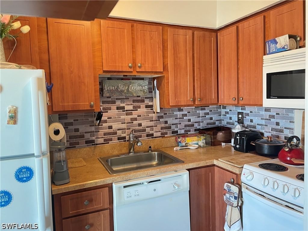 240 N Collier Boulevard #D7, Marco Island, FL 34145 photo 5