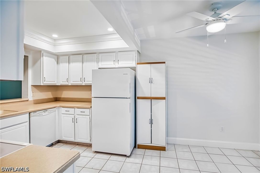 7430 Lake Breeze Drive #203, Fort Myers, FL 33907 photo 3