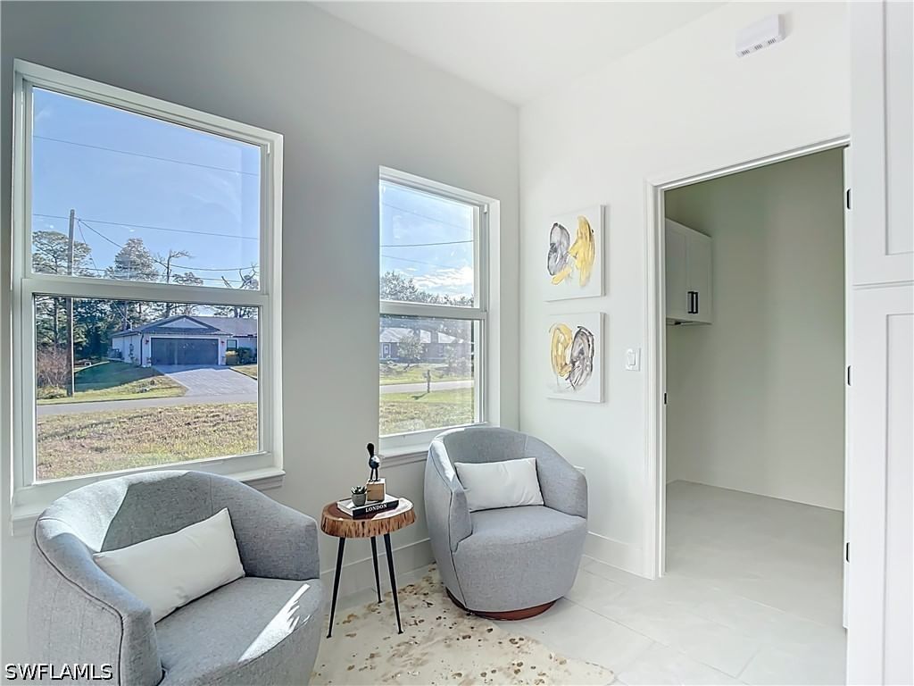 422 Eisenhower Boulevard, Lehigh Acres, FL 33974 photo 4