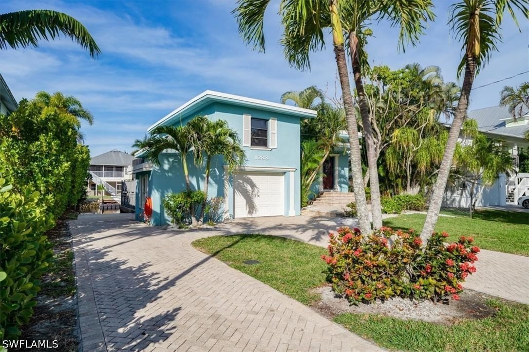1283 Grand Canal Drive, Naples, FL 34110 photo 3