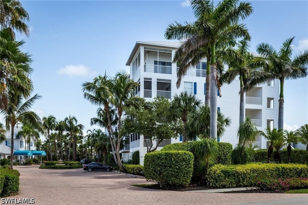 160 Palm Street #308, Marco Island, FL 34145 photo 2