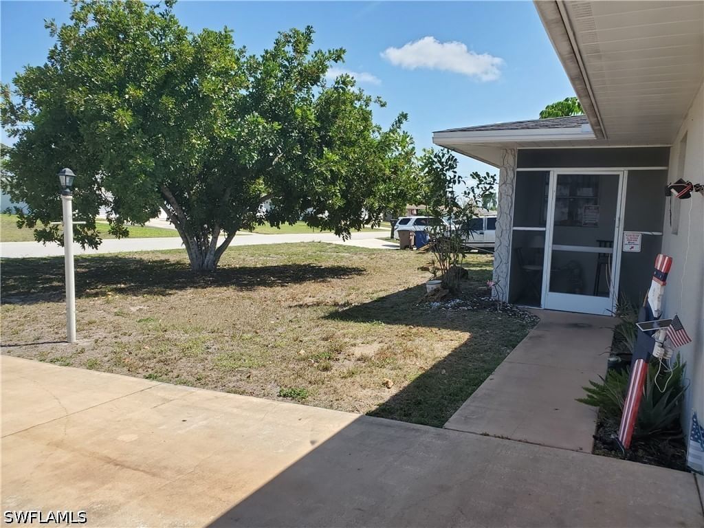 306 Hollywood Street, Lehigh Acres, FL 33936 photo 2