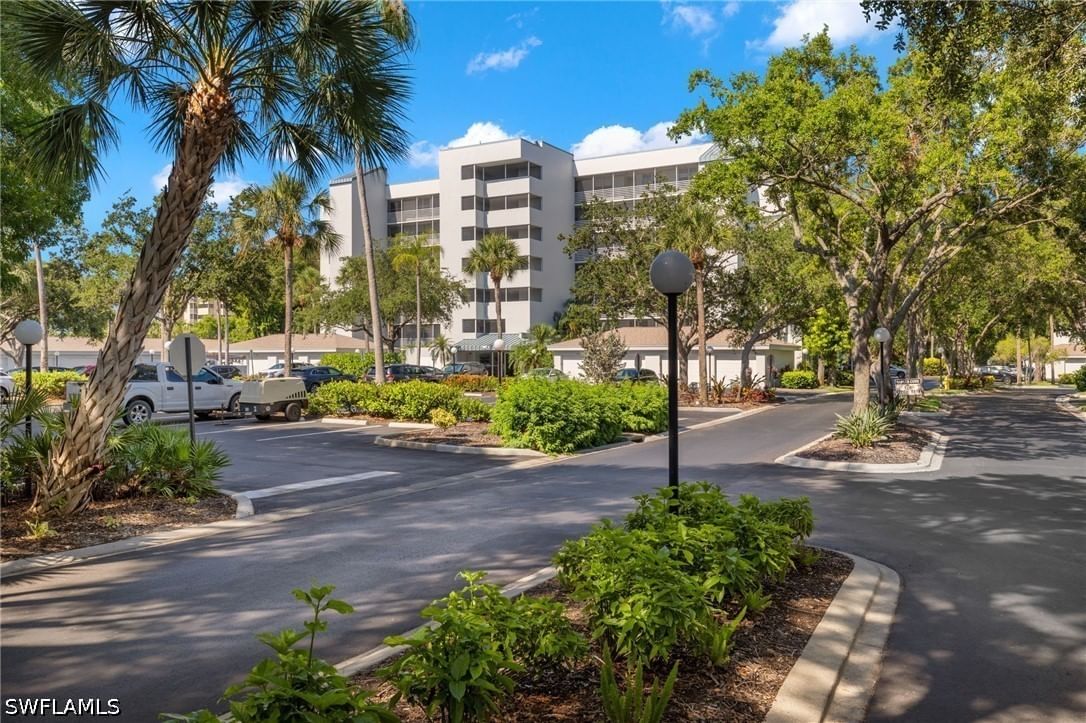 290 Naples Cove Drive #2602, Naples, FL 34110 photo 2