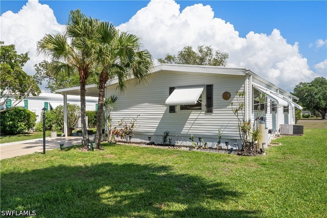 58 Le Mans Drive, Naples, FL 34112 photo 2