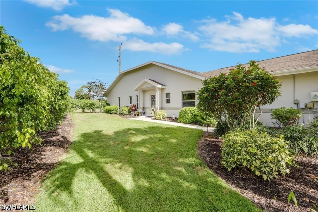 1835 W Crown Pointe Boulevard, Naples, FL 34112 photo 3