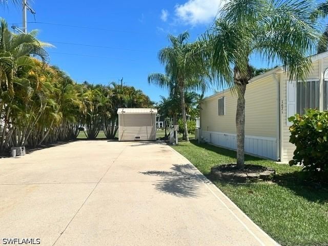 1675 Diamond Lake Circle, Naples, FL 34114 photo 5