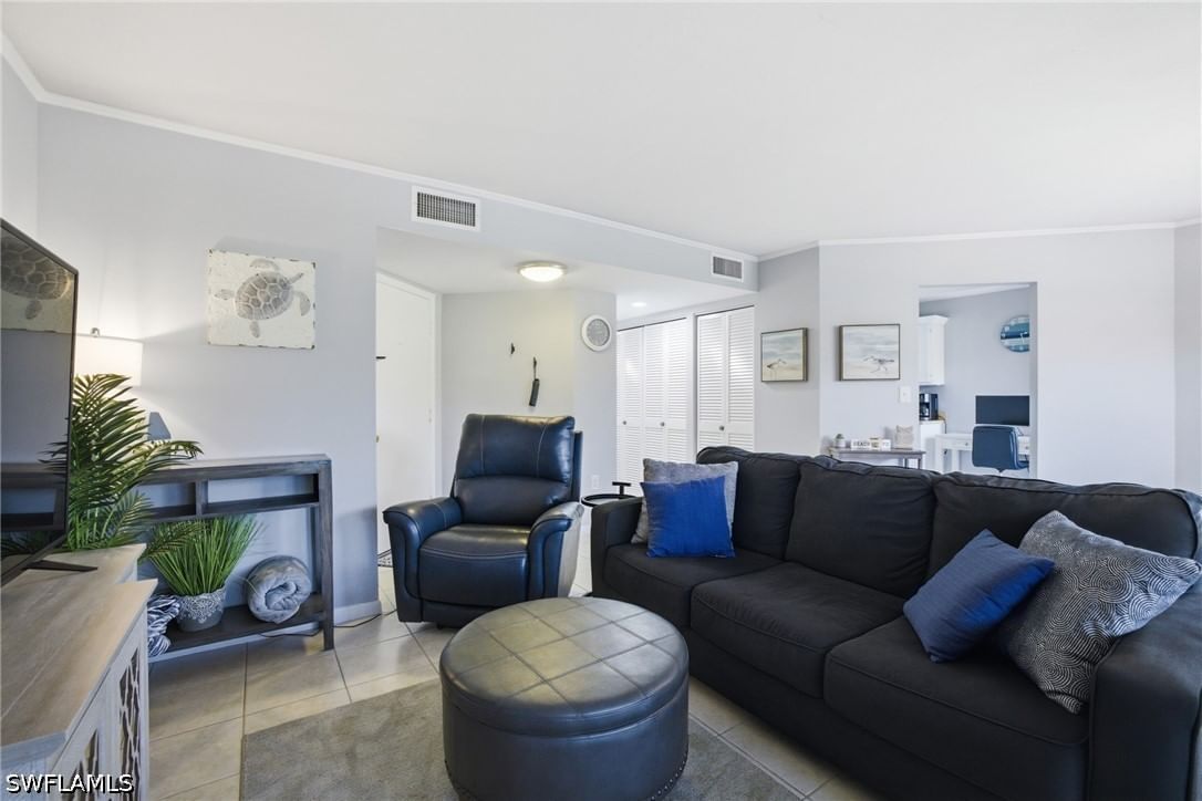 1504 Mainsail Drive #6, Naples, FL 34114 photo 3
