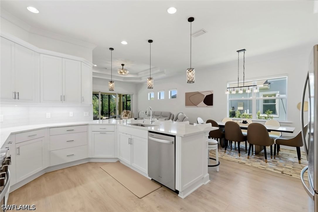 8849 Yucatan Court, Naples, FL 34112 photo 5