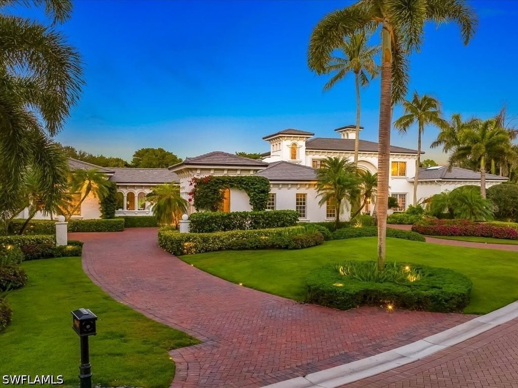 9959 Brassie Bend, Naples, FL 34108 photo 2
