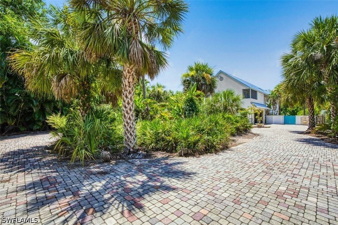 2727 66th Street SW, Naples, FL 34105 photo 4