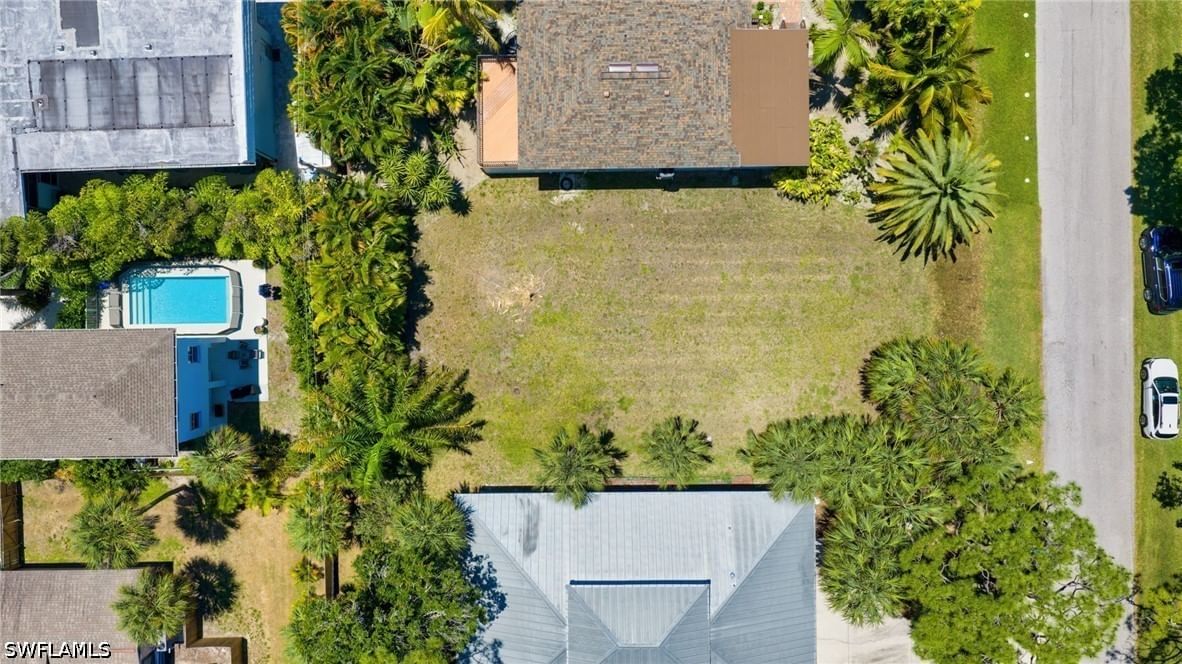 718 Pan Am Avenue, Naples, FL 34110 photo 2