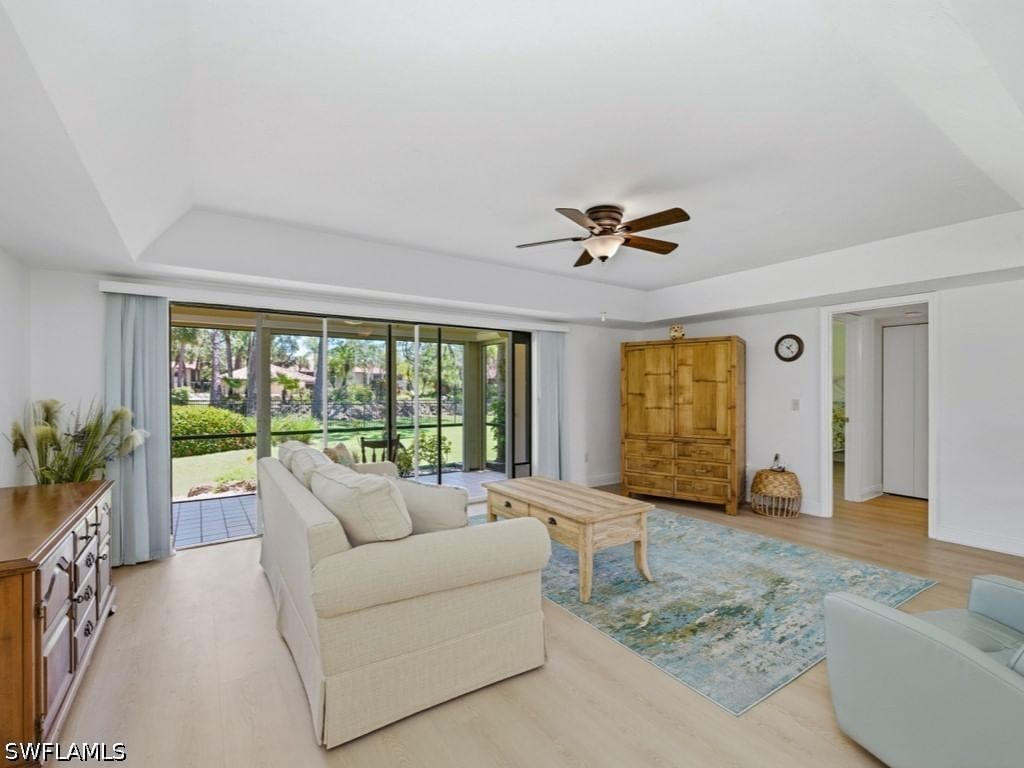 3207 Horse Carriage Way #3, Naples, FL 34105 photo 4