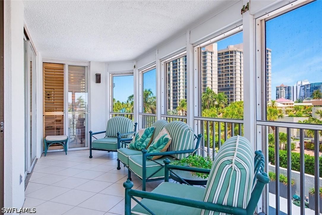 4401 Gulf Shore Boulevard N #D306, Naples, FL 34103 photo 2