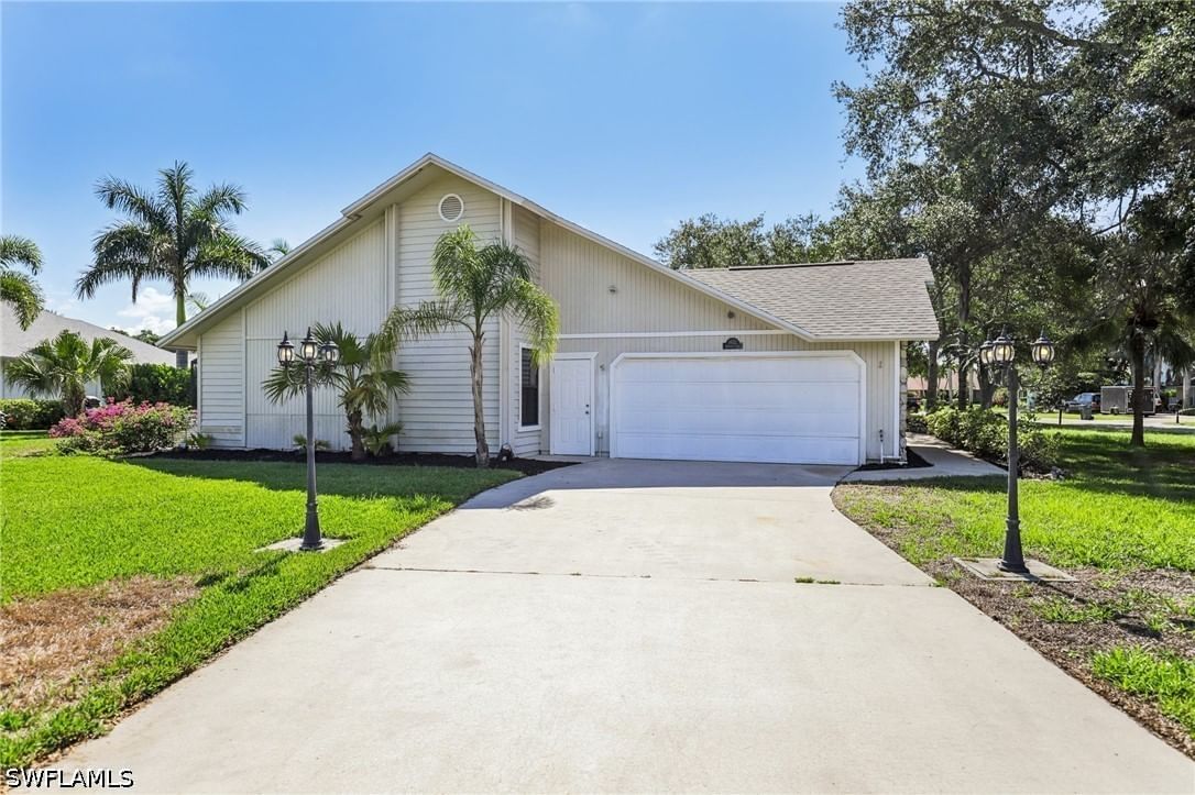 1937 Princess Court, Naples, FL 34110 photo 2