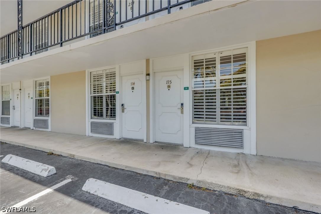 2555 Tamiami Trail N #115, Naples, FL 34103 photo 2