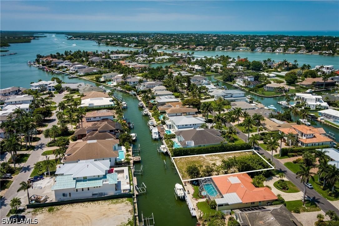 2165 Tarpon Road, Naples, FL 34102 photo 2