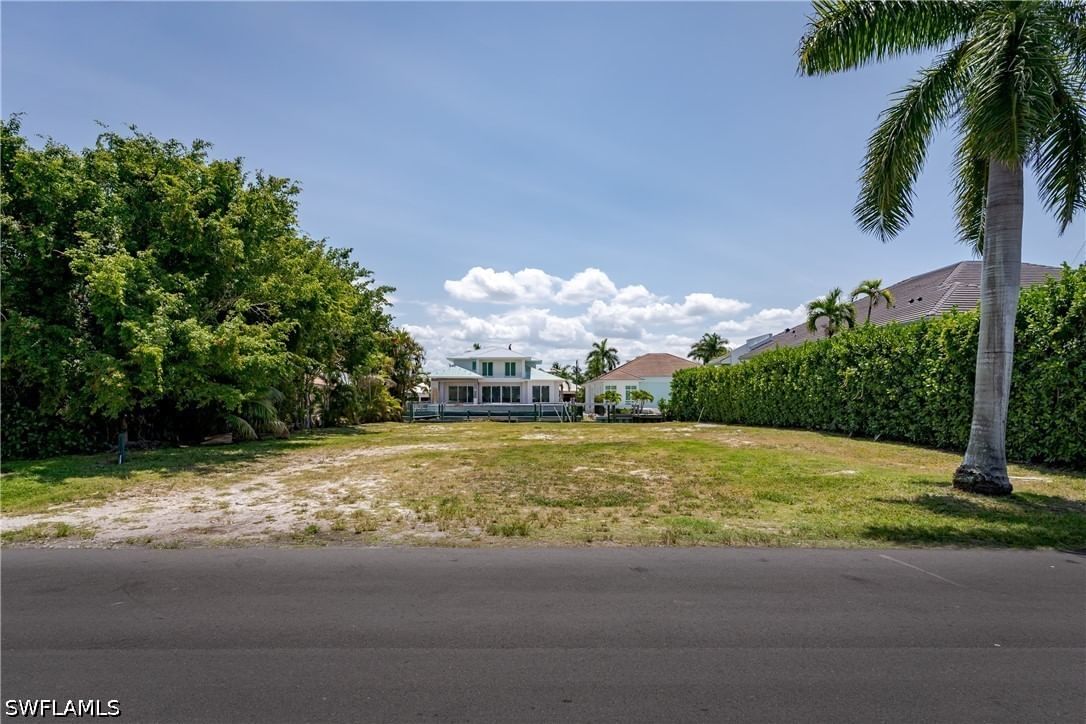 2165 Tarpon Road, Naples, FL 34102 photo 3