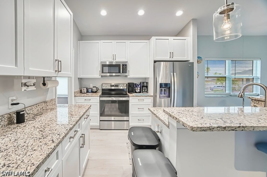 431 Lazy Way, Fort Myers Beach, FL 33931 photo 4