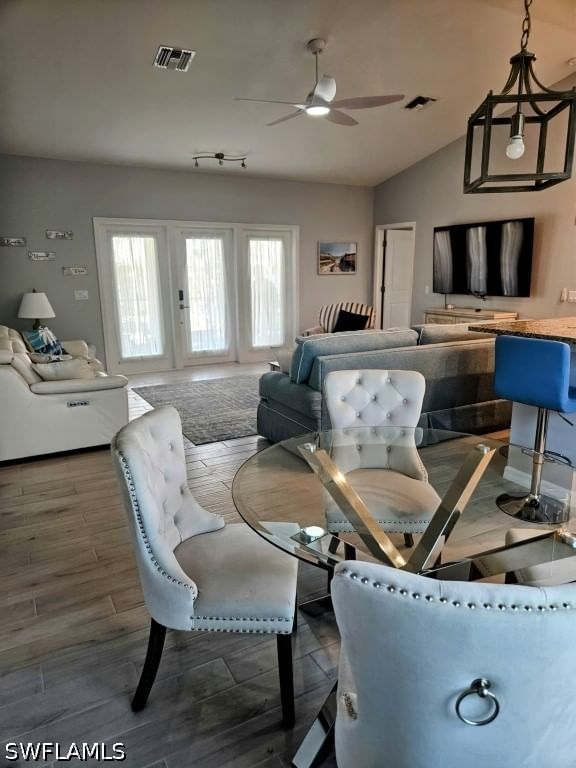 431 Lazy Way, Fort Myers Beach, FL 33931 photo 5