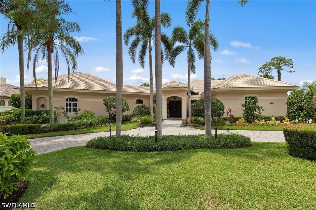 4661 Idylwood Lane, Naples, FL 34119 photo 2