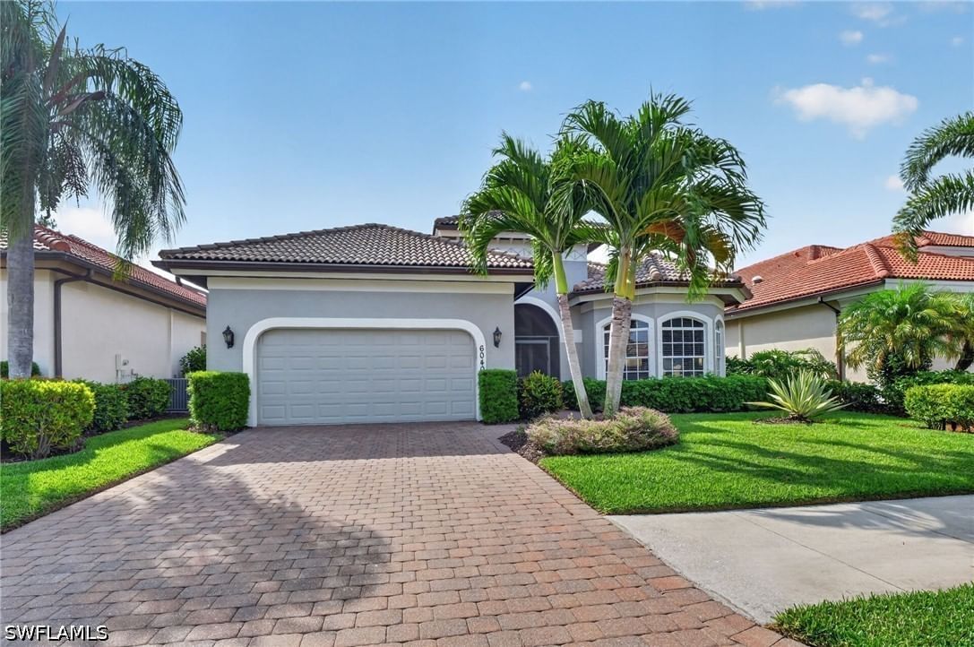 6040 Dogleg Drive, Naples, FL 34113 photo 2