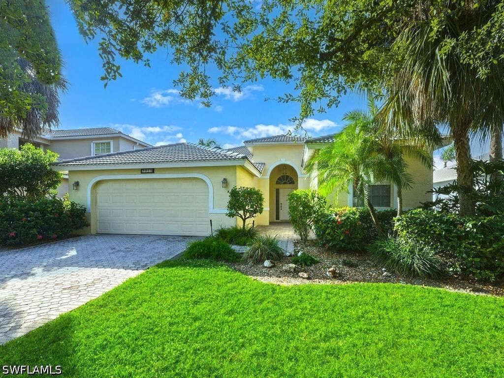2051 Morning Sun Lane, Naples, FL 34119 photo 2