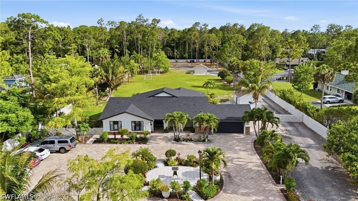 5930 Sea Grass Lane, Naples, FL 34116 photo 3