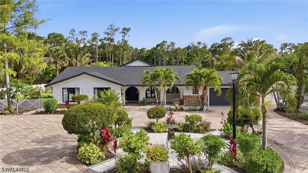 5930 Sea Grass Lane, Naples, FL 34116 photo 4