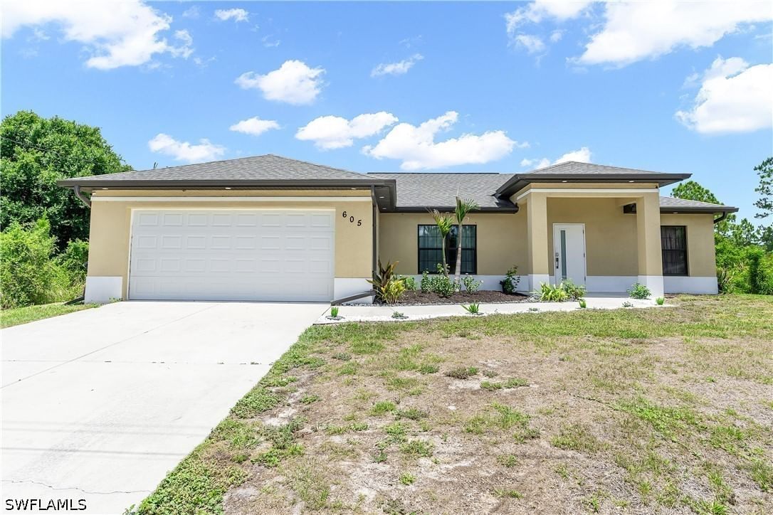 605 E 11th Street, Lehigh Acres, FL 33972 photo 3