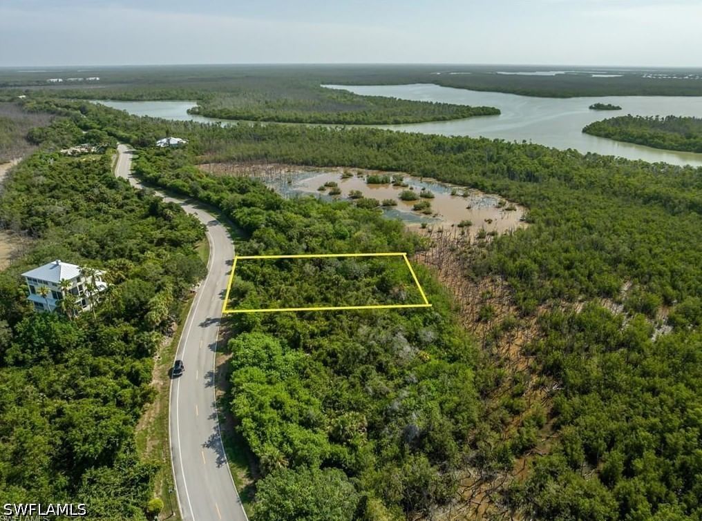 822 Whiskey Creek Drive, Marco Island, FL 34145 photo 3