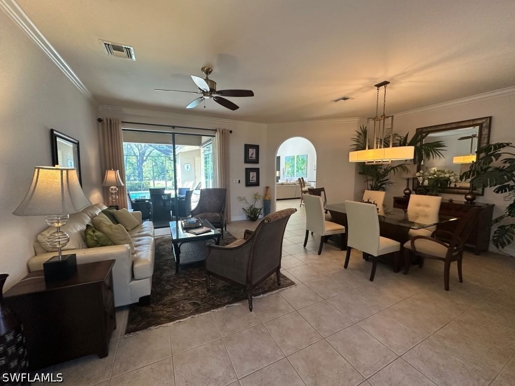 967 Tivoli Court, Naples, FL 34104 photo 3