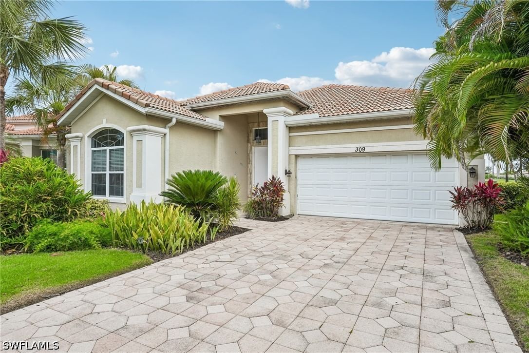 309 Harvard Lane, Naples, FL 34104 photo 2