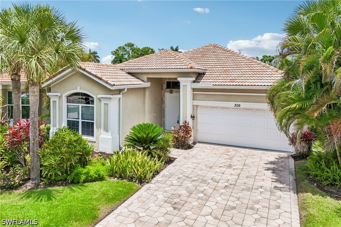 309 Harvard Lane, Naples, FL 34104 photo 4