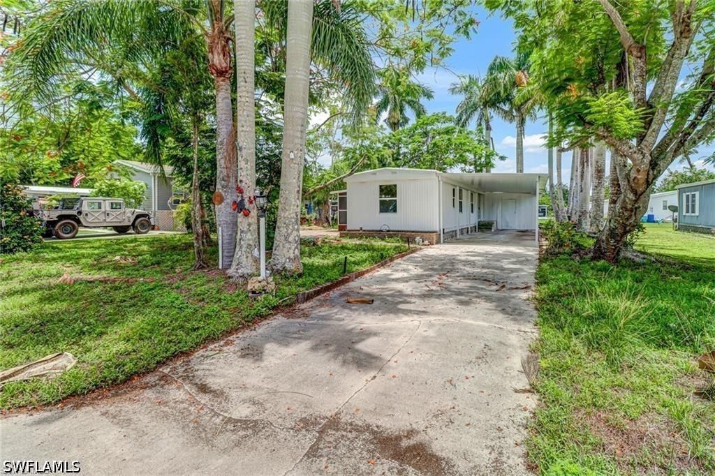 120 Grassy Key Lane #38, Naples, FL 34114 photo 2