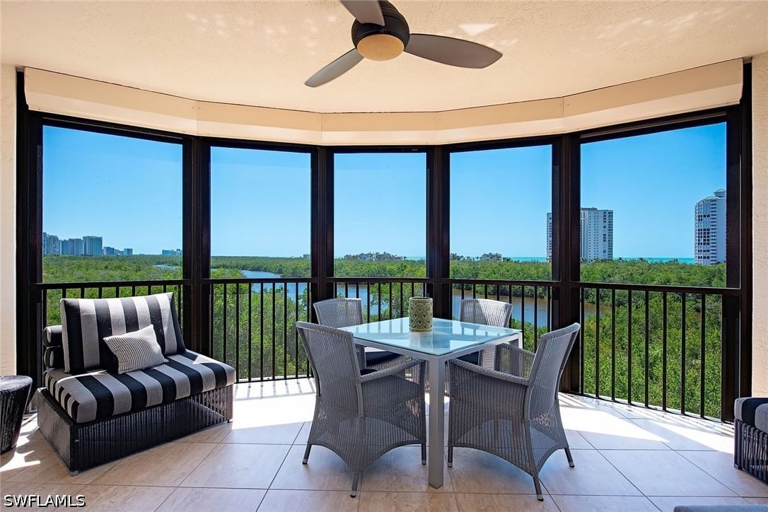 8990 Bay Colony Drive #403, Naples, FL 34108 photo 2