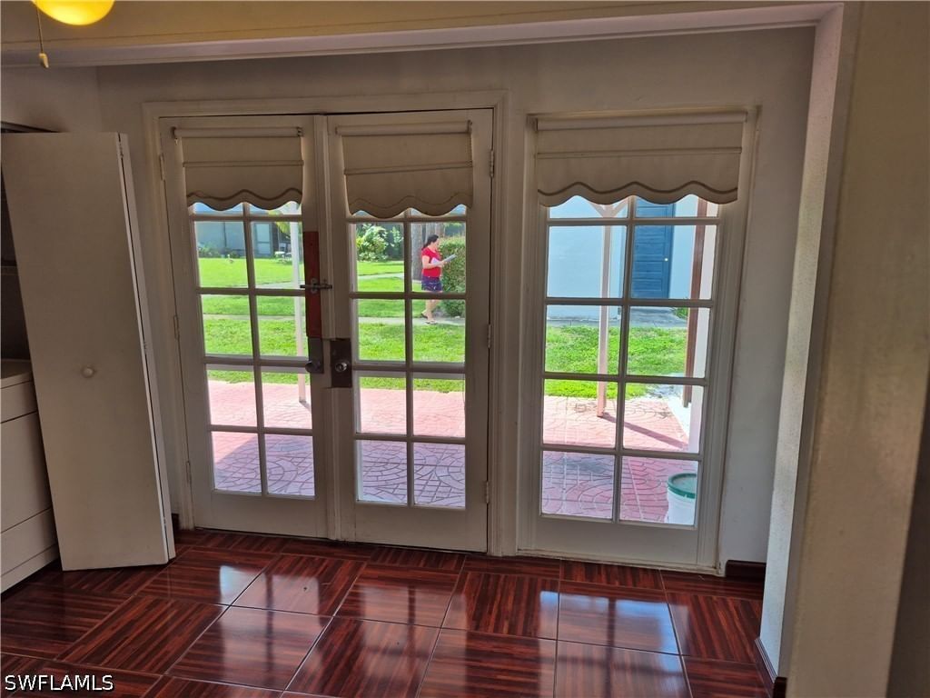 4909 Catalina Drive #49, Naples, FL 34112 photo 5