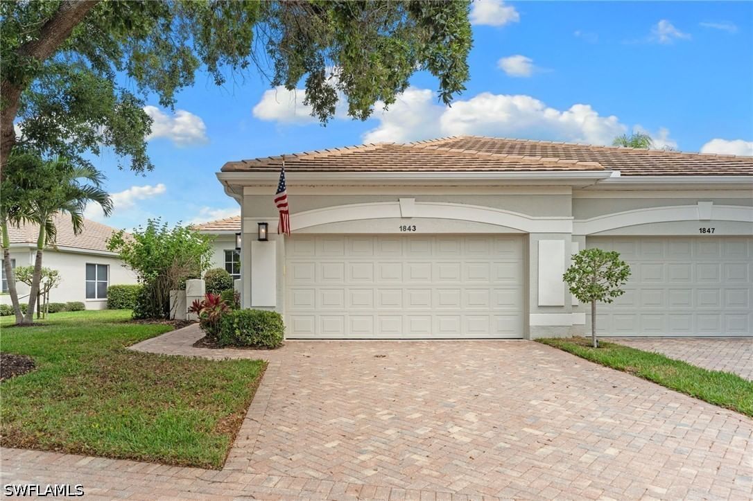 1843 Leamington Lane, Naples, FL 34109 photo 4