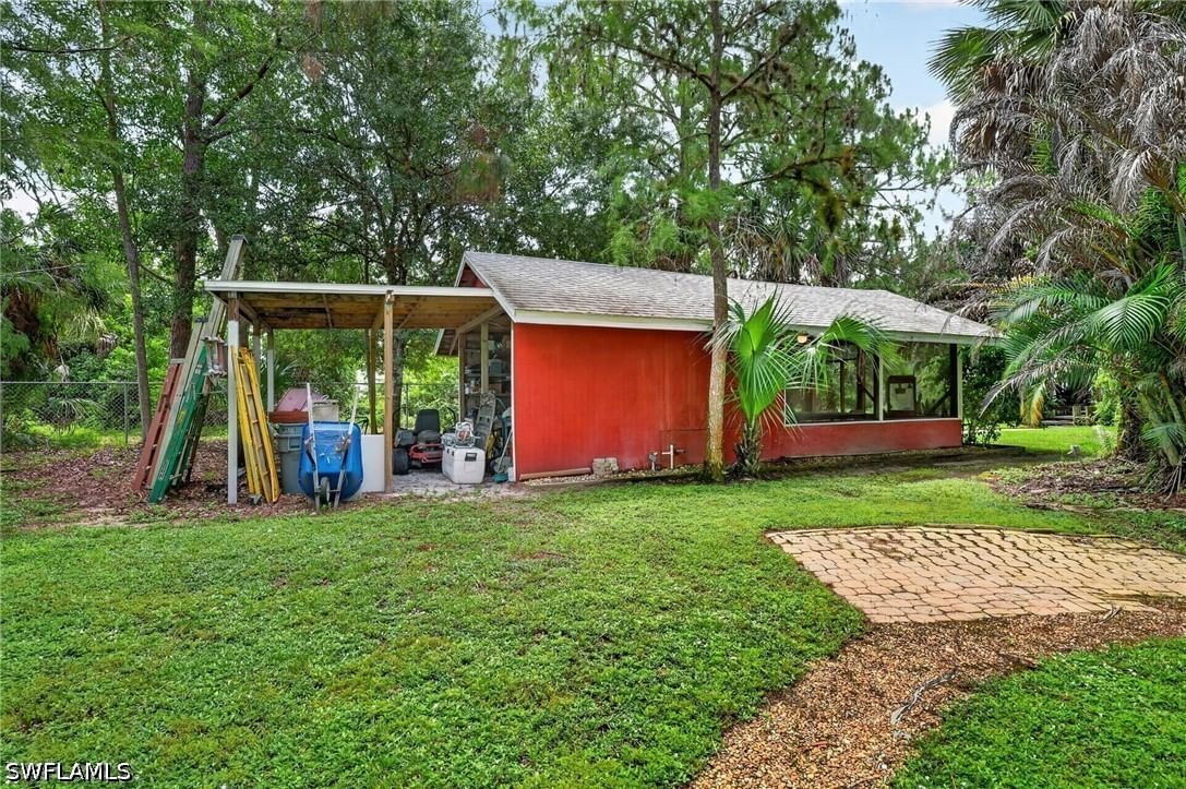 2581 4th Avenue NE, Naples, FL 34120 photo 4