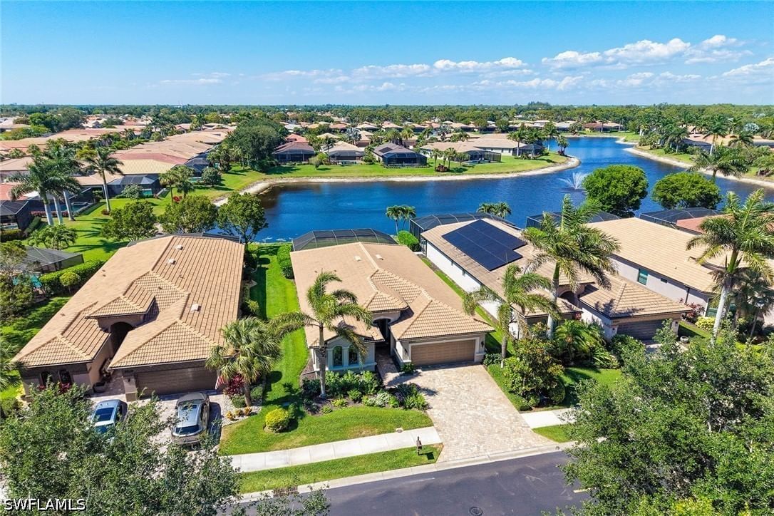 9917 Alhambra Lane, Bonita Springs, FL 34135 photo 3