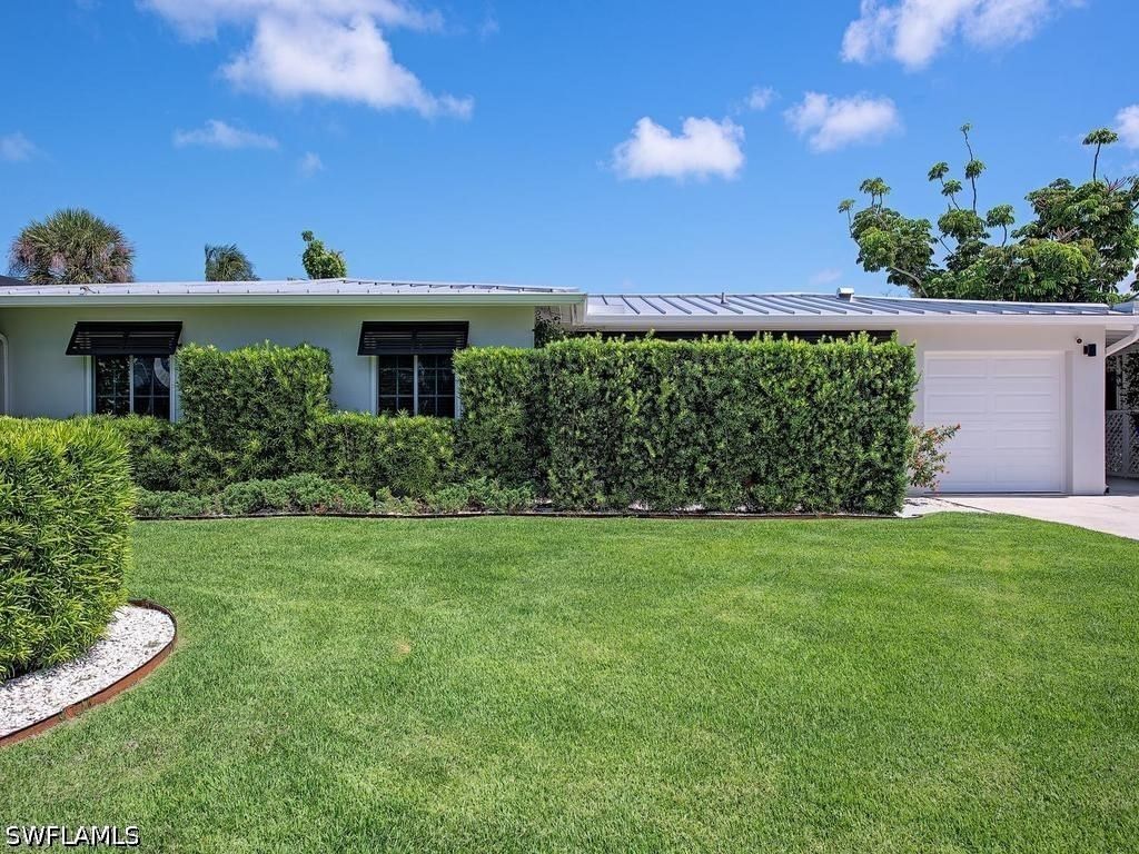 1195 14th Avenue N, Naples, FL 34102 photo 2
