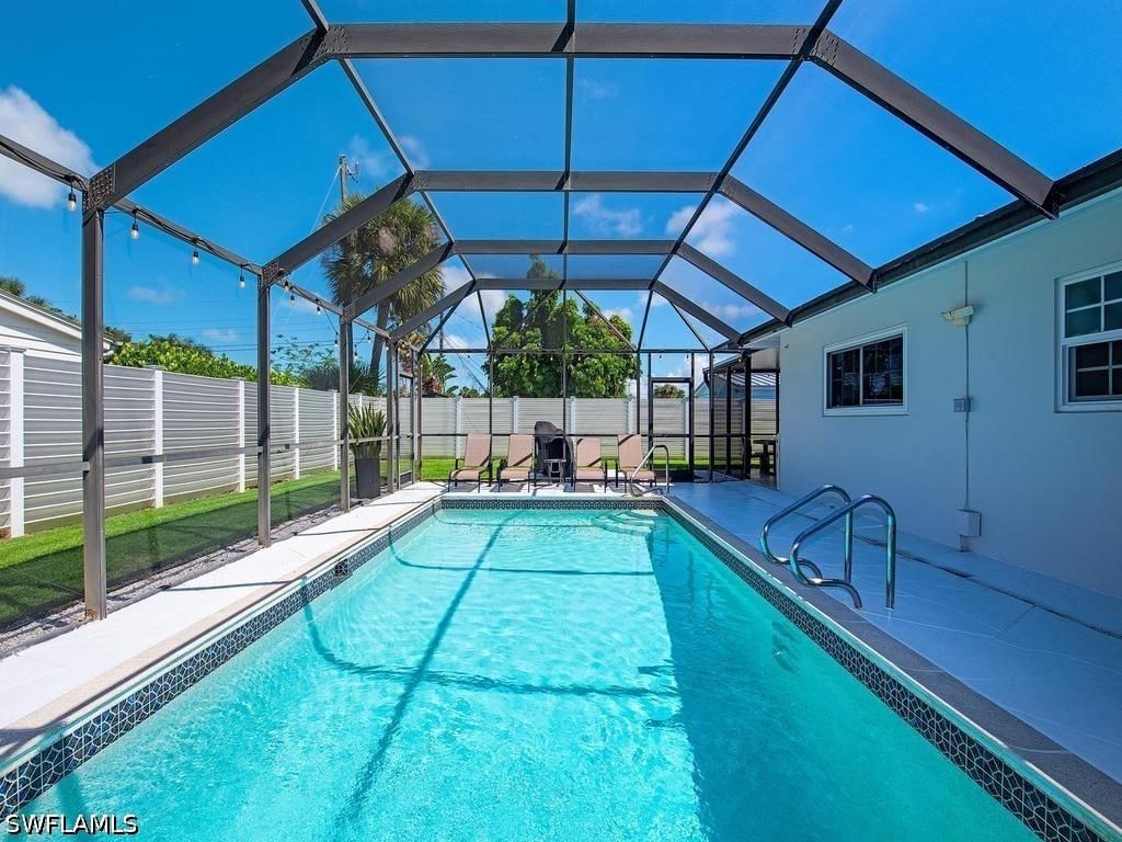 1195 14th Avenue N, Naples, FL 34102 photo 3