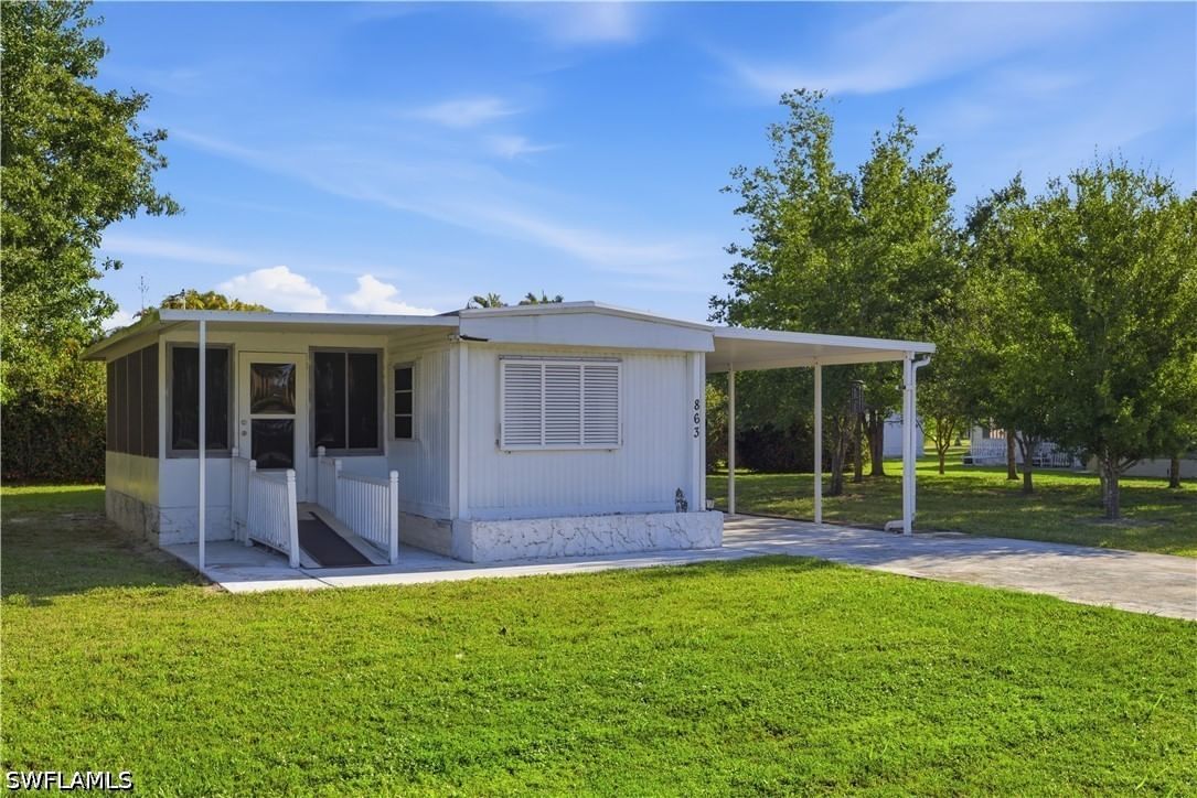 863 Manatee Road, Naples, FL 34114 photo 2